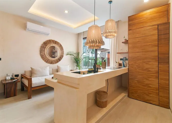 Boho With Swim-up Pool - La Veleta Apartment *